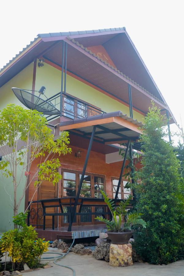 Hotel Pranpalun ปราณปาลัน Kanchanaburi Exterior foto